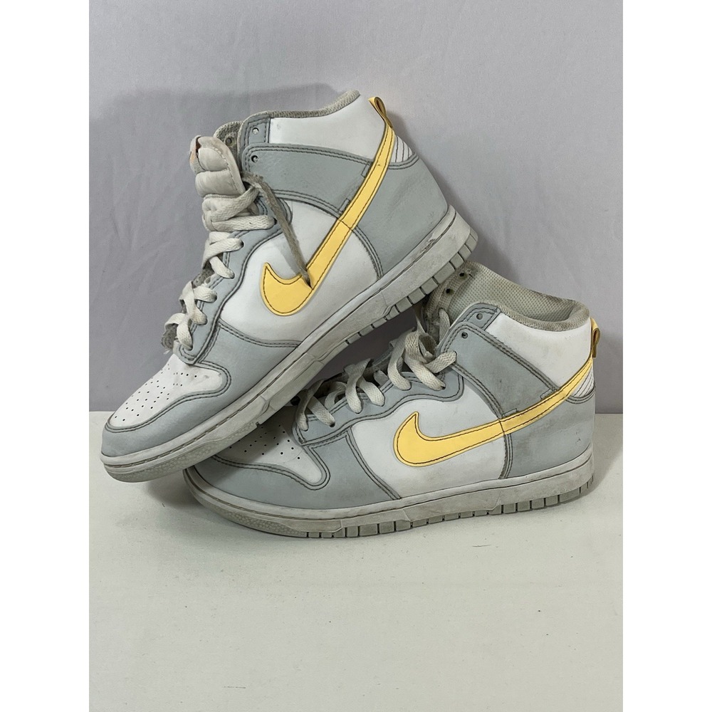 Women's Nike Dunk High Pure Platinum/Melon Tint-White Size 8.5 FQ2755-001
